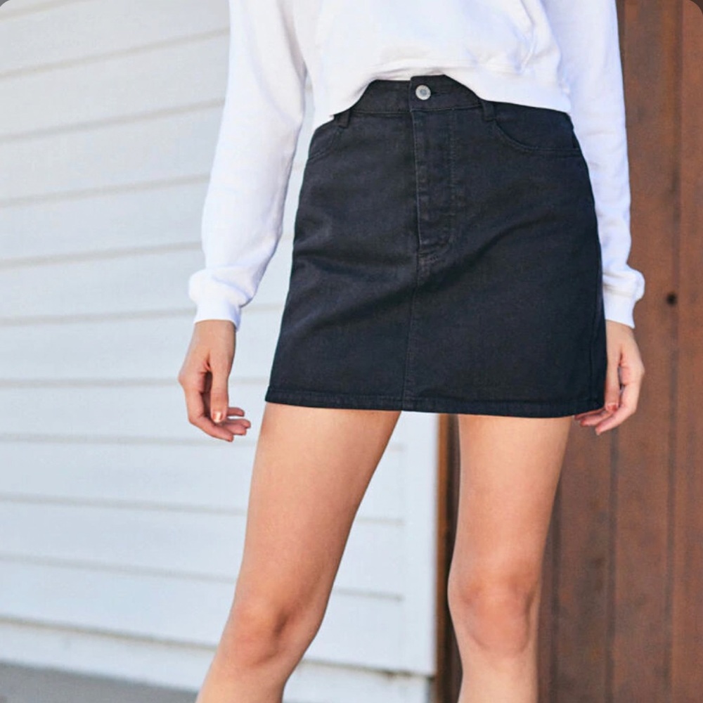 J.Galt Brandy Melville • Black Denim Skirt